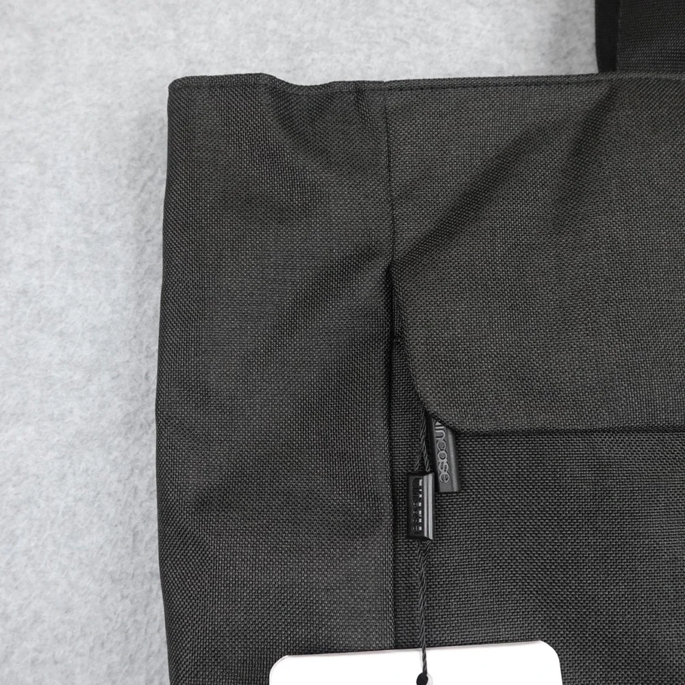 Incase Crosstown Tote Laptop Bag Black Nylon Work Travel Daily Compartments